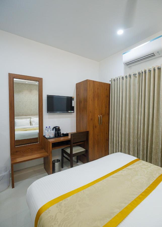 Hotel Laxmi Cityside Mangalore Buitenkant foto